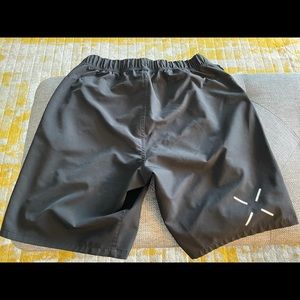 Ten Thousand Foundation short, black, size small